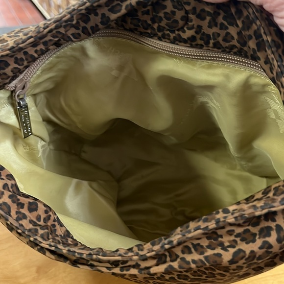 Bottega Veneta Cheetah print nylon WITH matching wallet - Picture 7 of 12